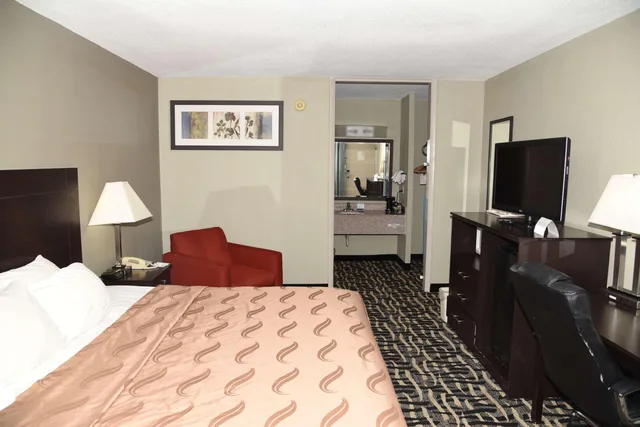 غرفة بسرير كينج، Quality Inn and Suites York PA 5/7