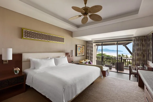 Deluxe, Double Bed, Sea View, Garden Wing، Shangri-La Rasa Ria Kota Kinabalu 2/5