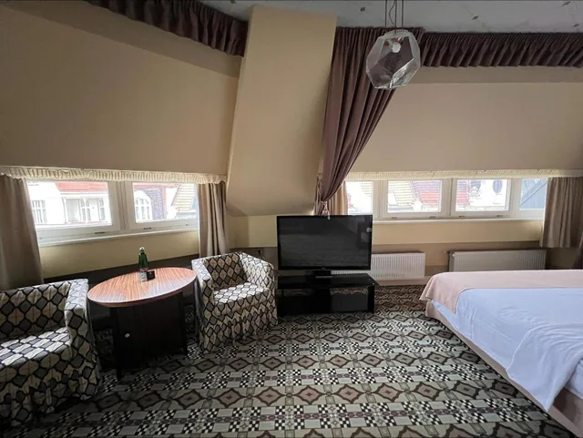 غرفة سوبيريور بسرير كينج، Grandezza Hotel Luxury Palace 1/5