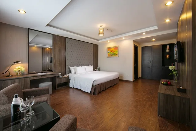 جناح بسرير كينج بإطلالة على المدينة، Sen Luxury Hotel 2/2