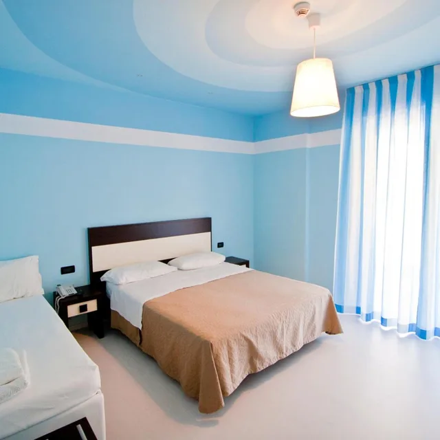 غرفة سوبيريور رباعية، Hotel Leonardo &amp; Residenza Marconi 3/6