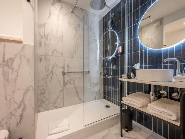 غرفة بسرير مزدوج، Mercure La Rochelle Vieux Port Sud 5/9