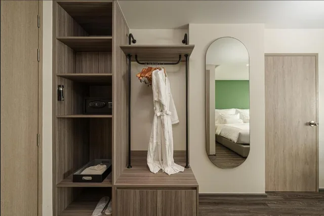 Deluxe, Twin Beds, The Akyra Bangkok 11 4/4