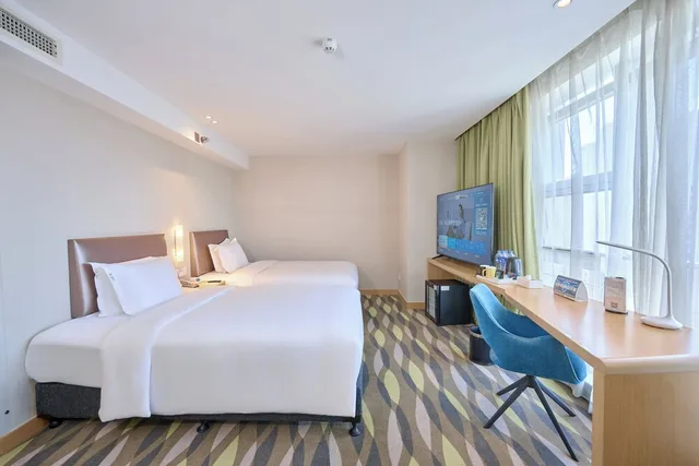 Standard, Twin Beds, Extra Floor Space, Holiday Inn Express Changzhou Lanling 1/9