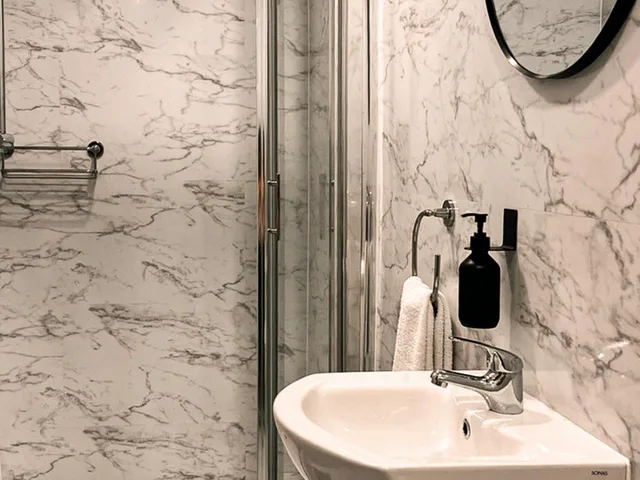 سكن مشترك بستة أسرّة للنساء بحمام خاص، Gardiner House Hostel 1/1