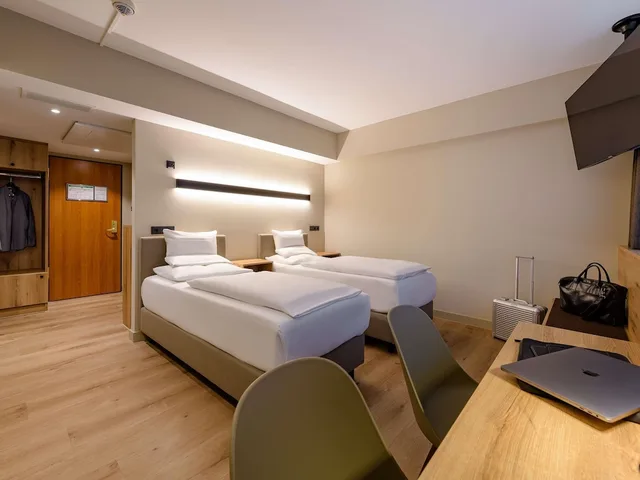 غرفة قياسية بسريرين منفصلين، Mercure Hotel Muenchen Altstadt 8/10