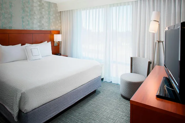 جناح، Courtyard By Marriott Ann Arbor 1/2