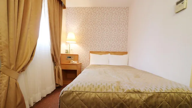 Room, Single, Twin Beds, Smoking, Hotel Premium Green Sovereign 1/2
