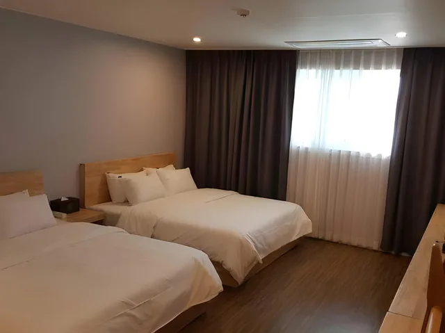 جناح عائلي بسريرين كوين، Gangneung Pine City Hotel 1/1