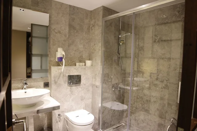 غرفة قياسية ثلاثية بإطلالة على البحر، The Biancho Hotel Pera 10/10