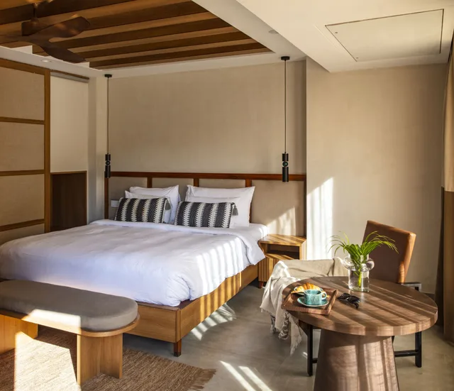غرفة فاخرة بسرير كينج، GREEN WOOD RESORT 1/5
