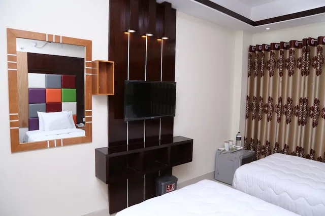 غرفة ديلوكس بسريرين منفصلين للمدخنين، Platinum Hotel Ltd 4/4