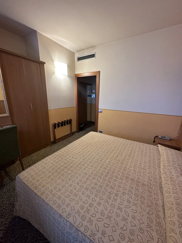 غرفة مفردة بسرير مزدوج، Hotel Kristall 3/4