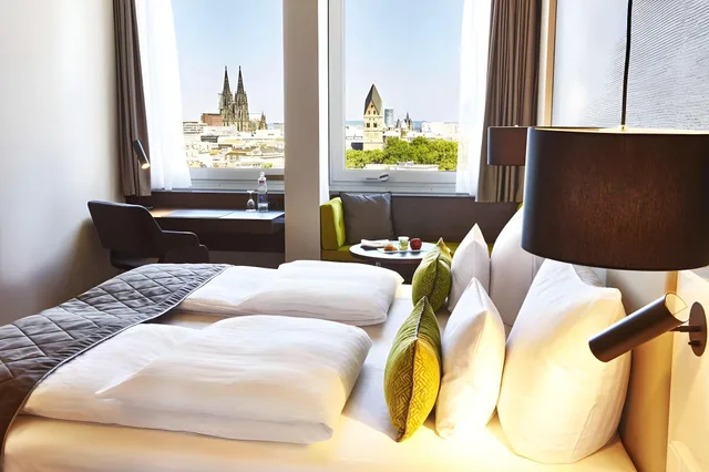 غرفة سوبيريور بسرير كينج، Steigenberger Hotel Koln 6/6