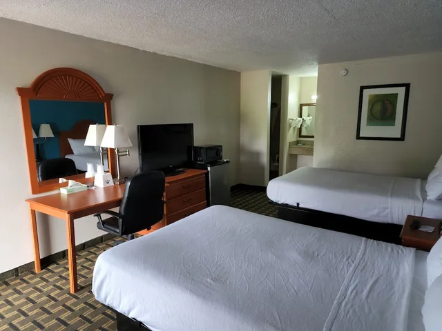 غرفة بسريرين كوين، Americas Best Value Inn Elizabethtown 4/7