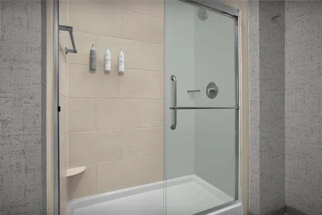 Studio, Suite, King Bed, Sofa, Hampton Inn & Suites Austin At The University / Capitol 3/4