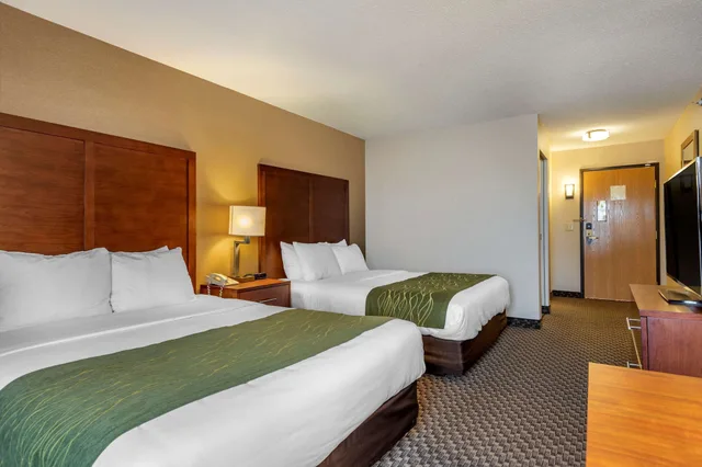 غرفة قياسية بسريرين كوين، Comfort Inn Charlotte 3/7