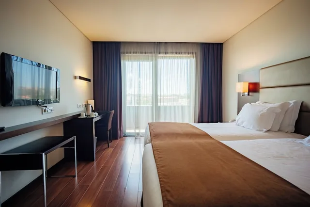 غرفة بسرير مزدوج، Axis Porto Business & Spa Hotel 1/6