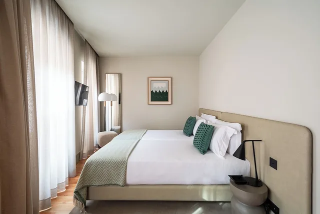غرفة بسريرين منفصلين بإطلالة على المدينة، Casa Zogbi 7/10