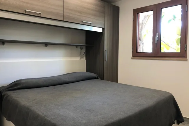 بنغل سوبيريور بسرير كينج وسرير كوين، Santa Fortunata Village Camping 1/6