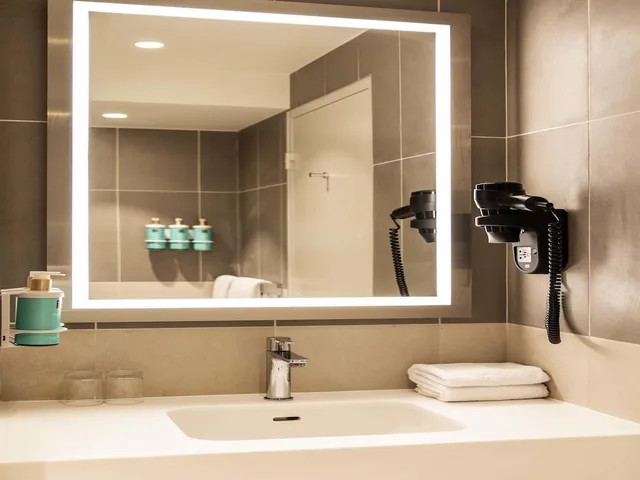 جناح عائلي بسرير مزدوج مع أريكة، Novotel Paris Orly Rungis 9/10