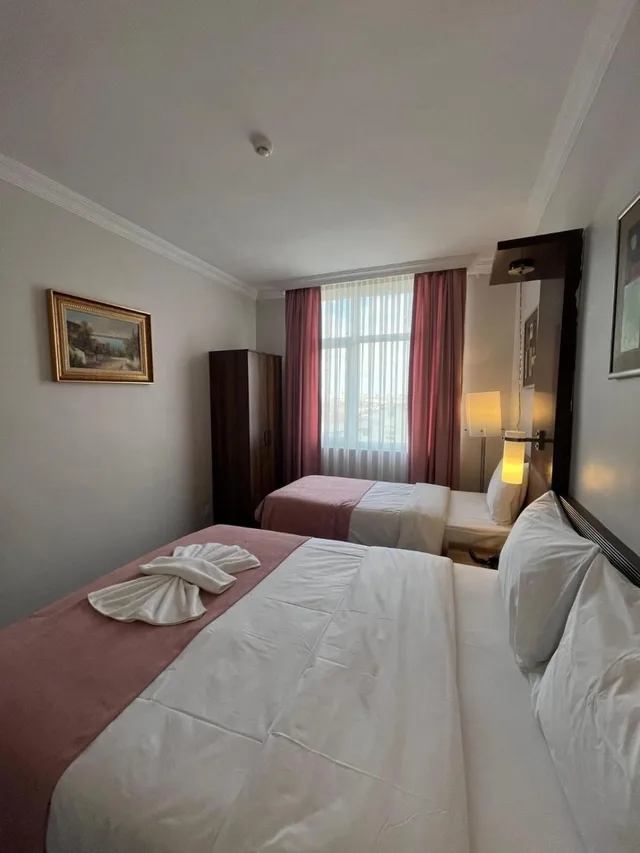 جناح بسرير كينج، Topkapi Hotel 1/4