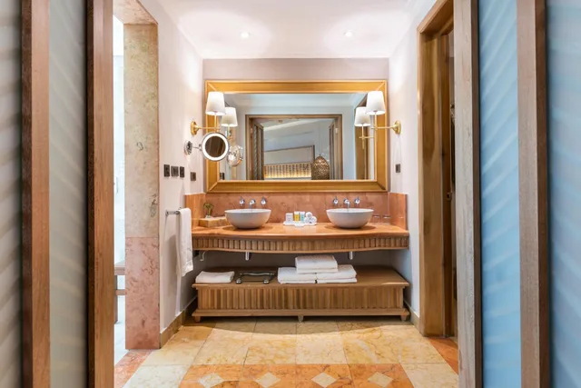 Onyx, Suite، Valentin Imperial Maya 7/7