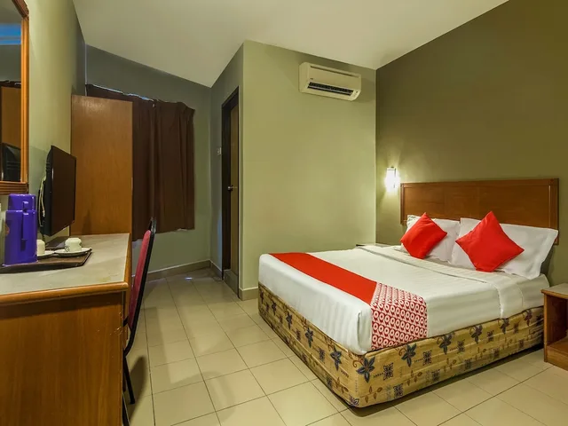 Standard Double, Super OYO 828 Comfort Hotel Shah Alam 1/4