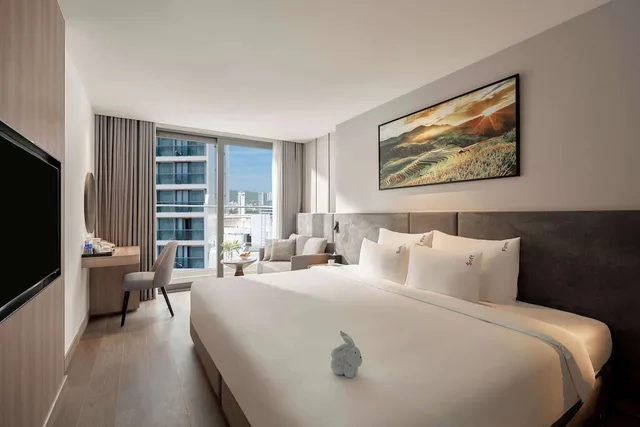 غرفة ديلوكس بسرير كوين بإطلالة على المدينة بشرفة، Adamas Boutique Hotel 2/5