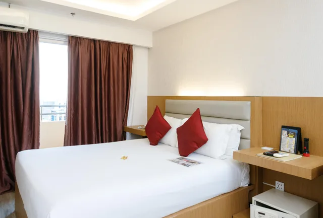 جناح كلوب بريفيليج، Regency Grand Suites 1/1