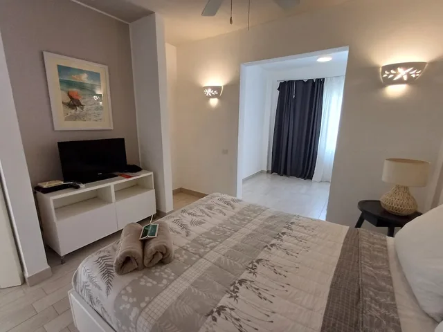 Deluxe, Apartment, Double Bed, Sofa, Tracadero Beach Resort 1/3