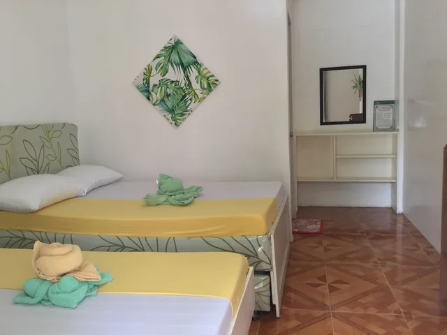 Semi Room, Standard, Double Bed, Rob And Fred's Resort 2/3