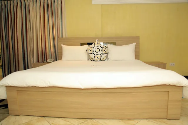 غرفة رئاسية بسرير كينج بإطلالة على المسبح، Bays Luxury Lodge 4/5