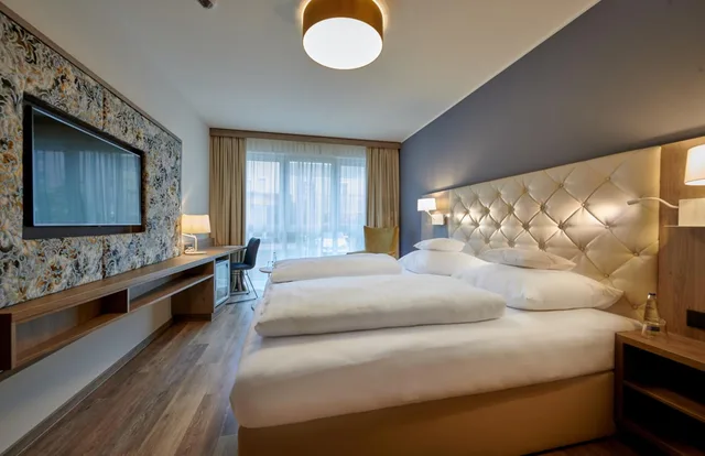 Superior, King Bed, Annex, Hotel Am See 3/8