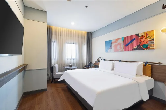 غرفة ديلوكس بإطلالة على المدينة، ARTOTEL Hub Simpang Temu 2/3
