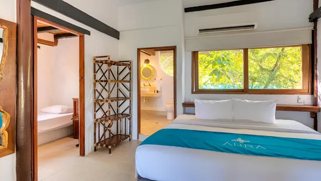 بنغل سوبيريور، Hotel Aura Baru 5/10