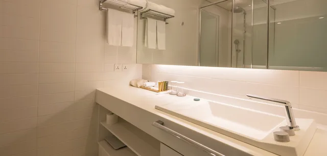 غرفة قياسية بسرير مزدوج بإطلالة على البحر، Nest Hotel Incheon 5/5