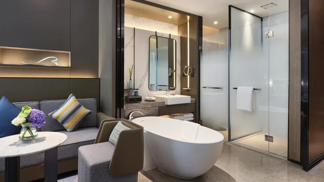 Standard, King Bed, Crowne Plaza Wuhan Development Zone 6/7