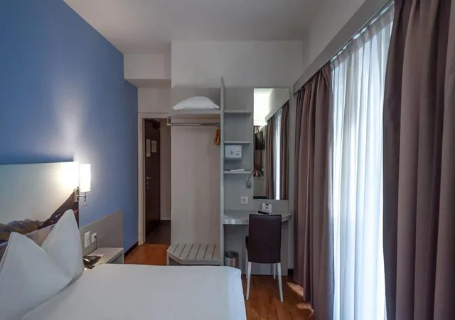 غرفة كومفورت بسرير مزدوج بشرفة، Acquarello Swiss Quality Hotel 2/3