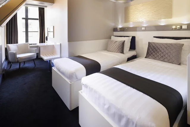 غرفة قياسية مفردة، Hotel CC 16/22