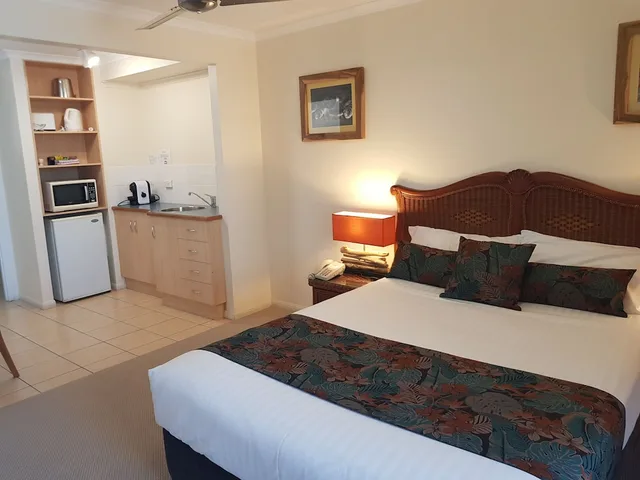 استوديو بريميوم بسرير كوين بإطلالة على الشاطئ، Rose Bay Resort 2/5