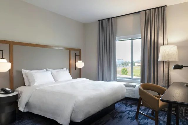 غرفة بسرير كينج، Fairfield Inn & Suites by Marriott O’Fallon, IL 1/2