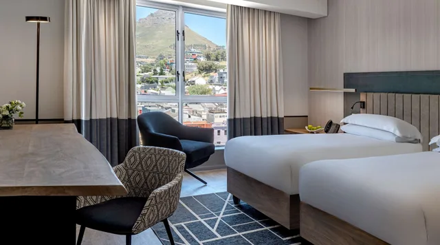 غرفة بسريرين منفصلين، Hyatt Regency Cape Town 1/6