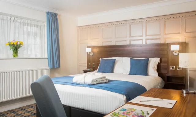 Feature, Suite, Double Bed، Last Drop Village Hotel And Spa 2/5