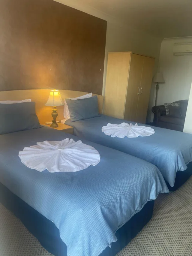غرفة ديلوكس بسرير مزدوج أو سريرين منفصلين، Country Plaza Motel Taree 2/2