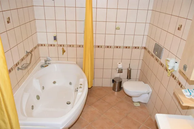 جناح بسرير مزدوج، Pam Thermal Otel 5/5