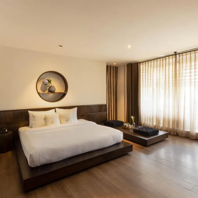 جناح سيغنتشر، Cochin Zen Hotel 5/9