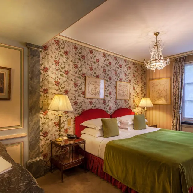 جناح بسرير مزدوج، Duc De Saint-Simon 9/10