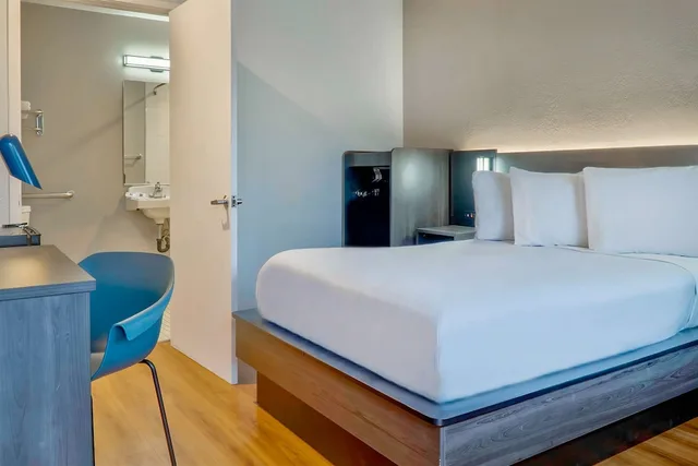 غرفة ديلوكس بسرير مزدوج لذوي الإعاقة، Motel6 El Monte, CA - Los Angeles 2/6