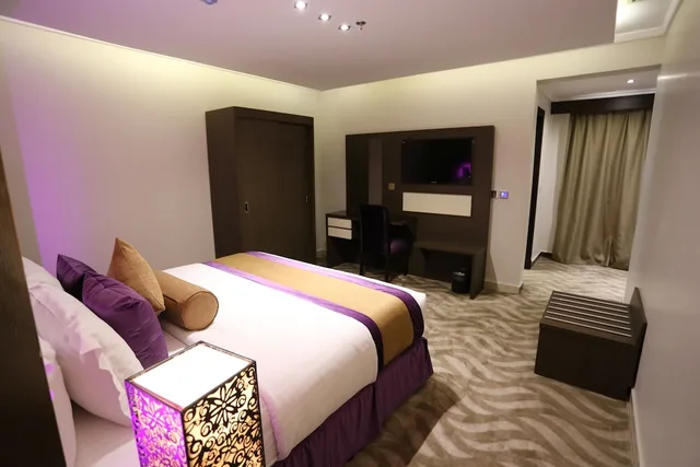 غرفة بريميير بسرير مزدوج، فندق جولدن بوجاري كيان(Golden Bujari Kyan Hotel) 4/9